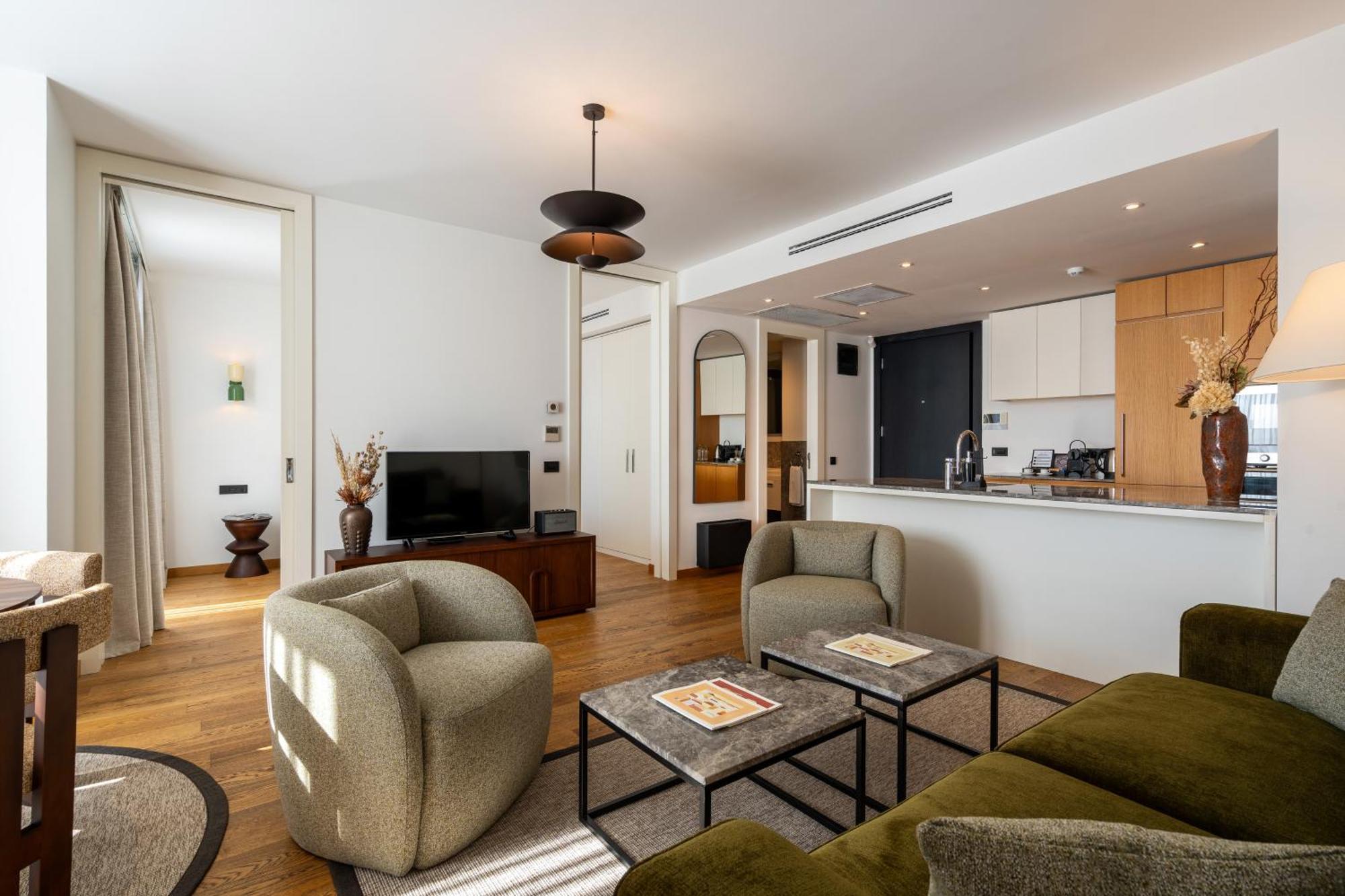Ando Living - Taksim Gumussuyu Townhouse Aparthotel Istanbul Exterior photo