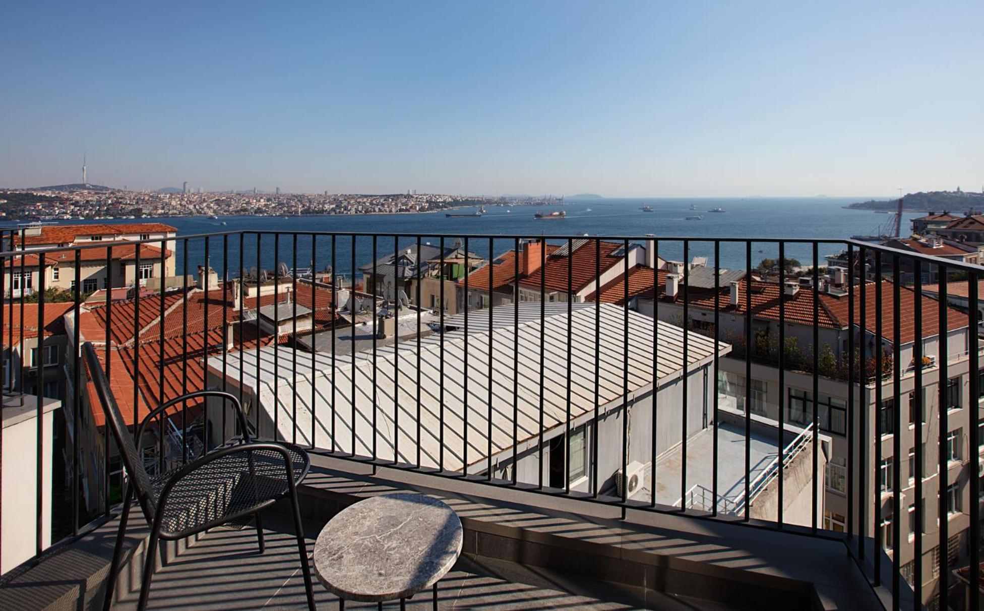 Ando Living - Taksim Gumussuyu Townhouse Aparthotel Istanbul Exterior photo